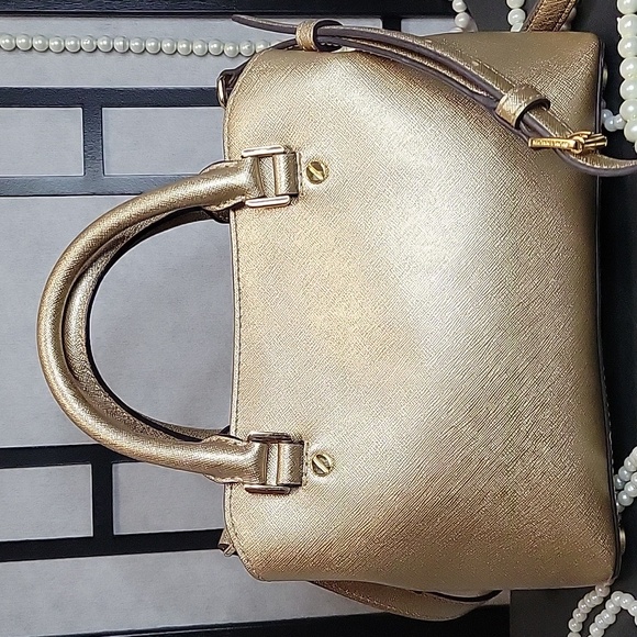 Michael Kors Metallic Golden Savannah Small Satchel with 🆕️MK Dust Bag - Picture 5 of 17